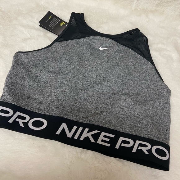 NWT! Nike Pro Dri-Fit cropped tank top - Picture 2 of 13